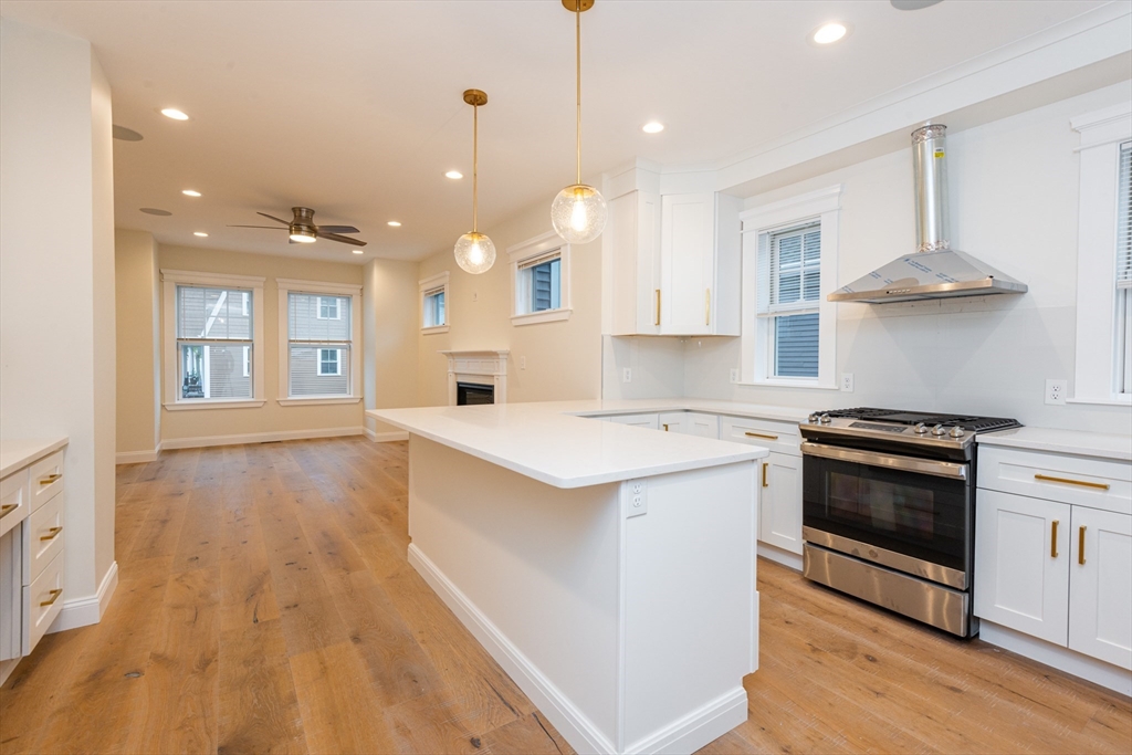 5 Woodside Street # 1 Unit: 5-1