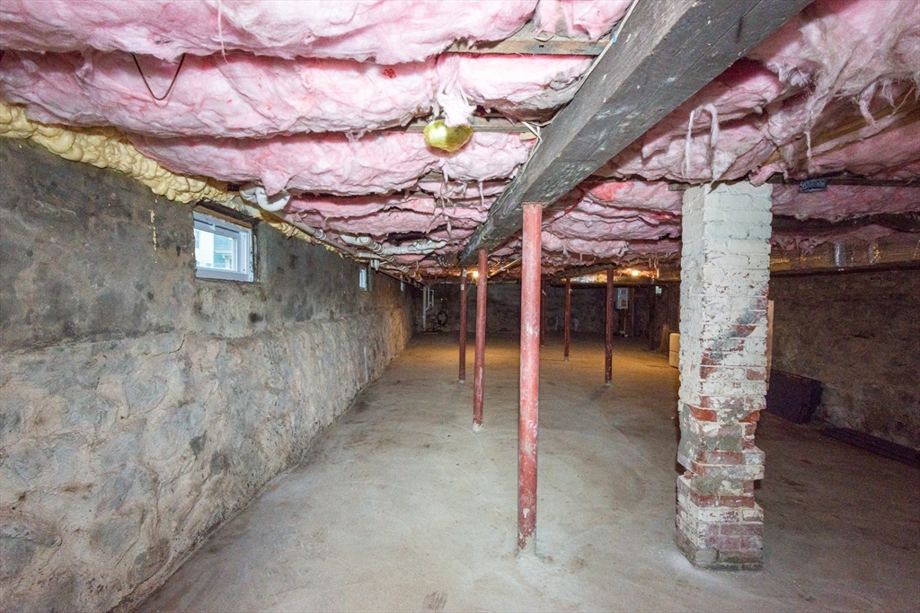 5 Woodside Street # 1 Unit: 5-1