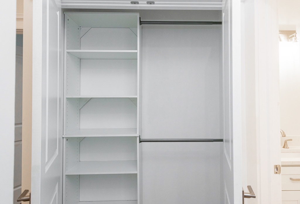 5 Woodside Street # 1 Unit: 5-1