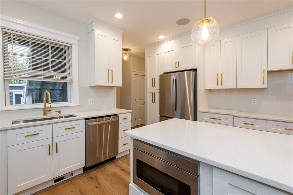 5 Woodside Street # 1 Unit: 5-1