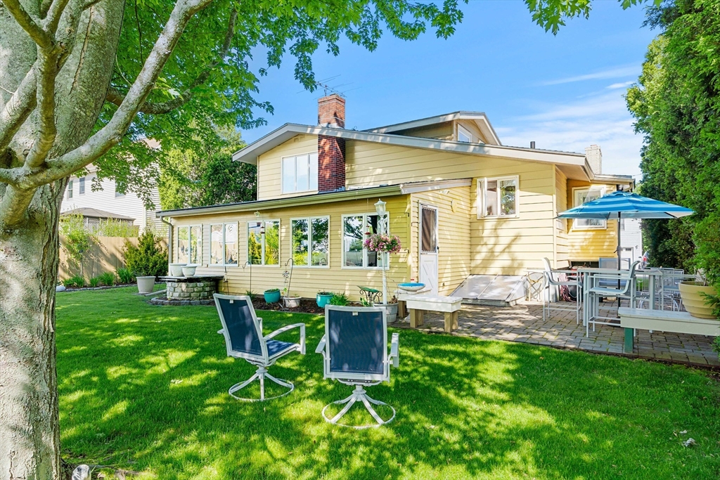 15 Barnes Circle