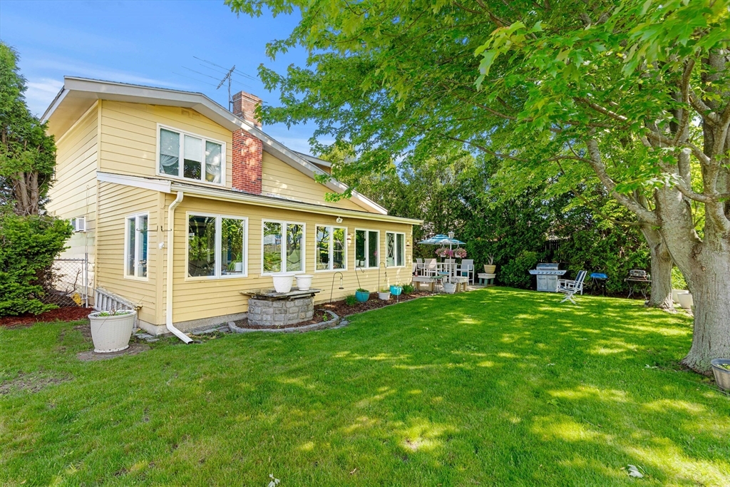 15 Barnes Circle