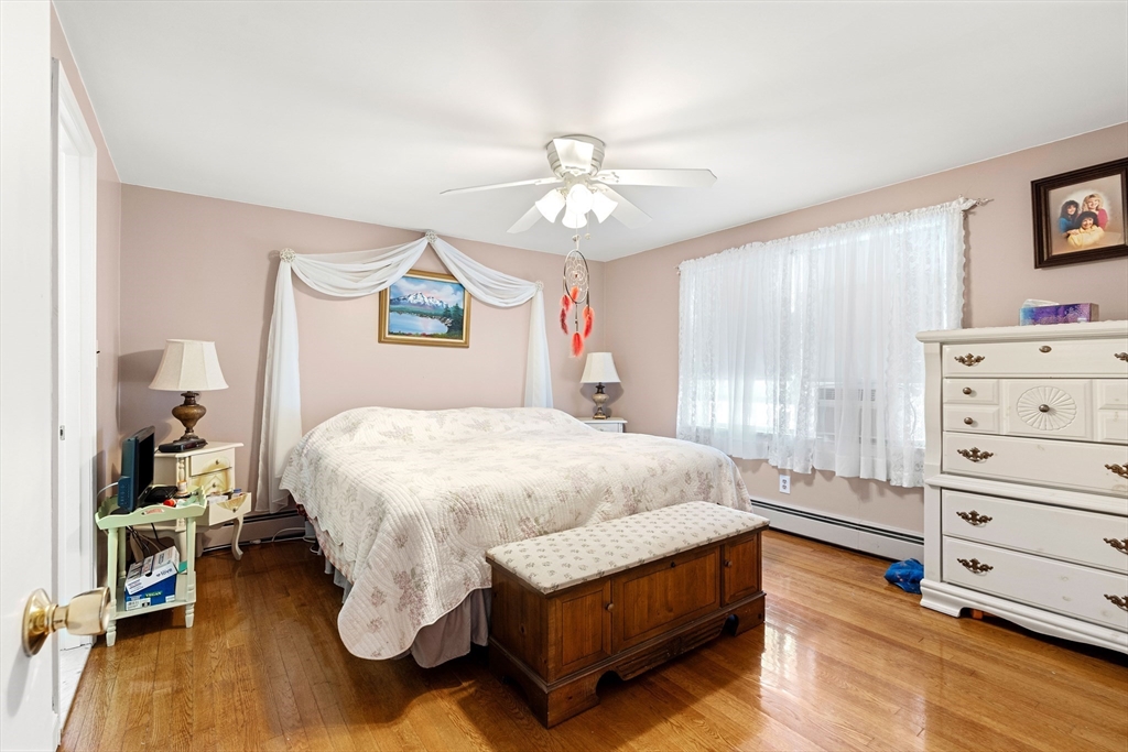 15 Barnes Circle