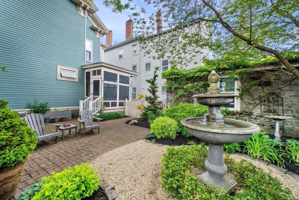 20 Winter St