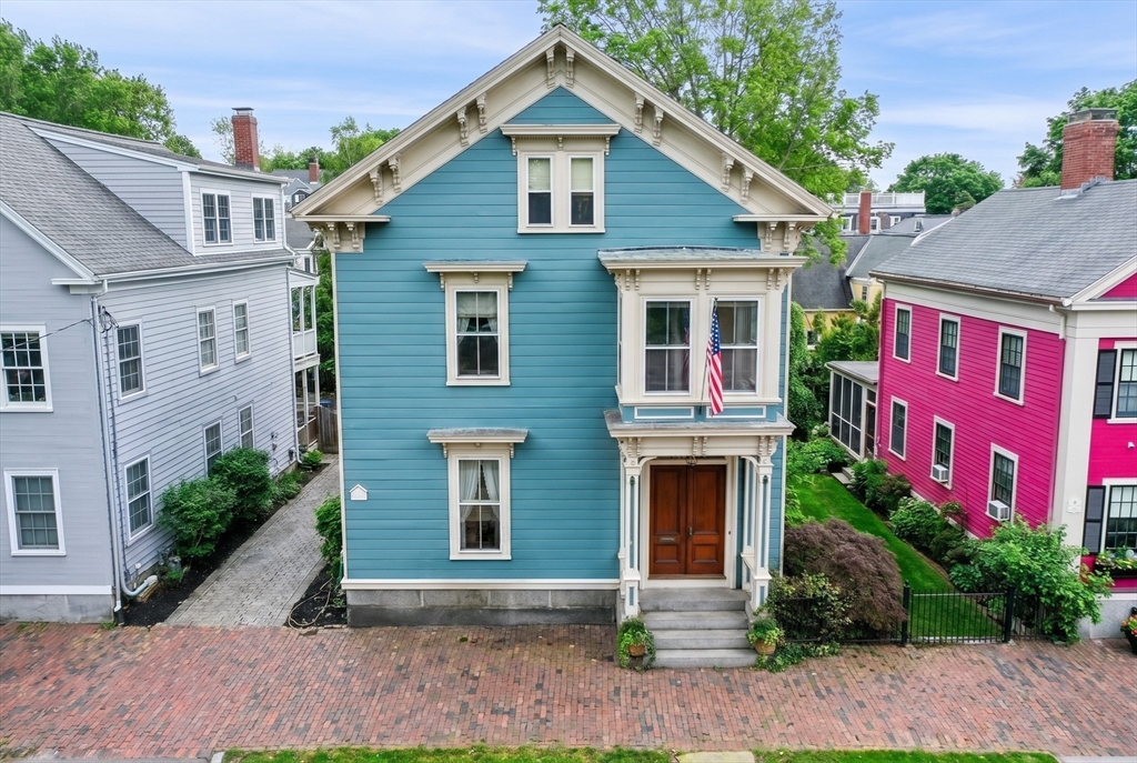 20 Winter St