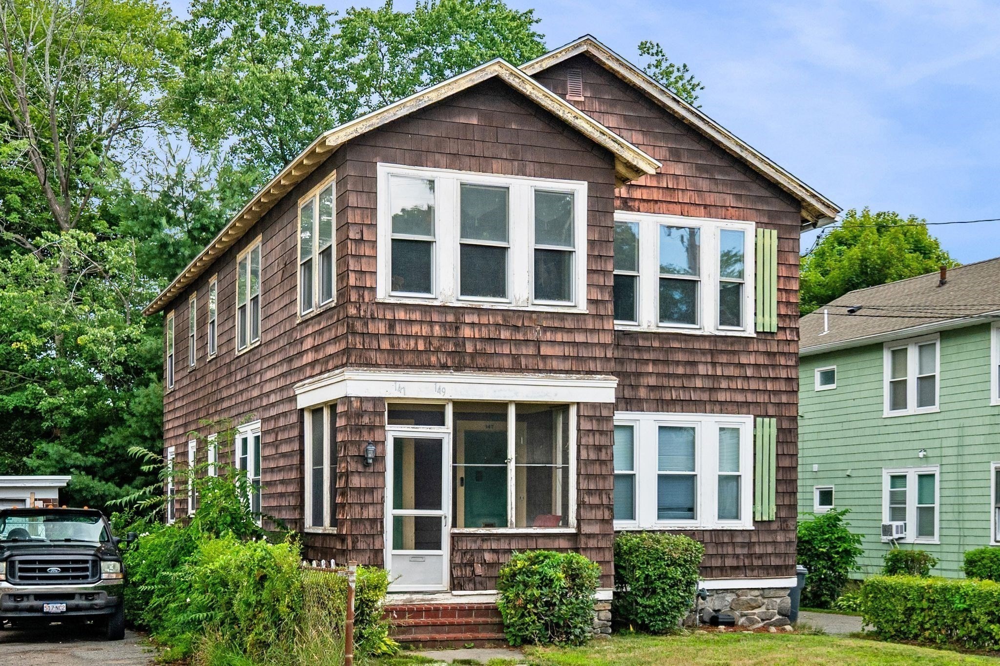 147-149 Oakland Ave
