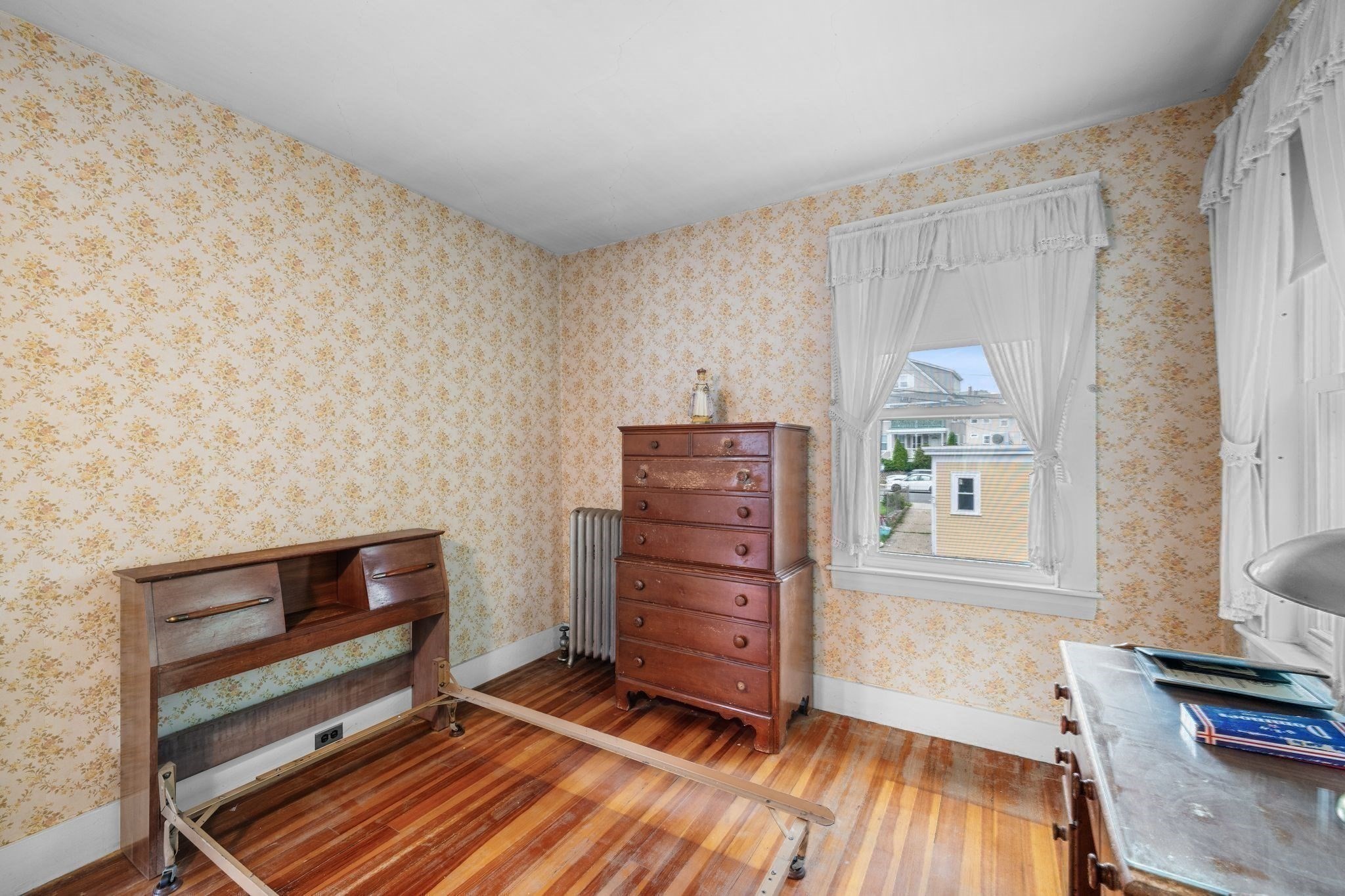 147-149 Oakland Ave