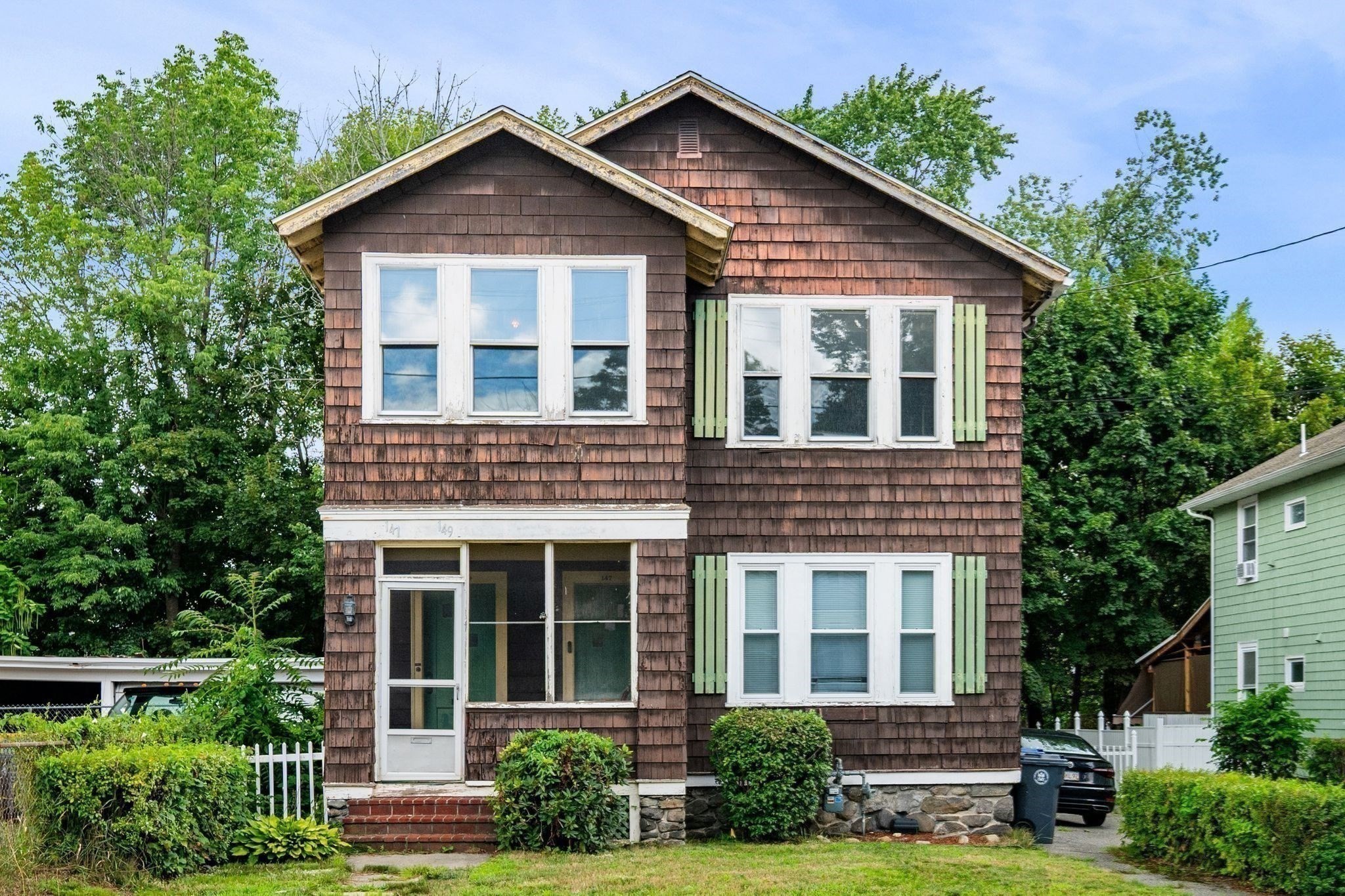 147-149 Oakland Ave