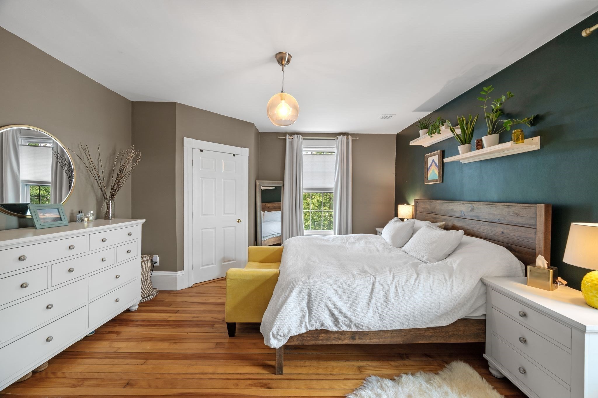 12 Linden St # 4