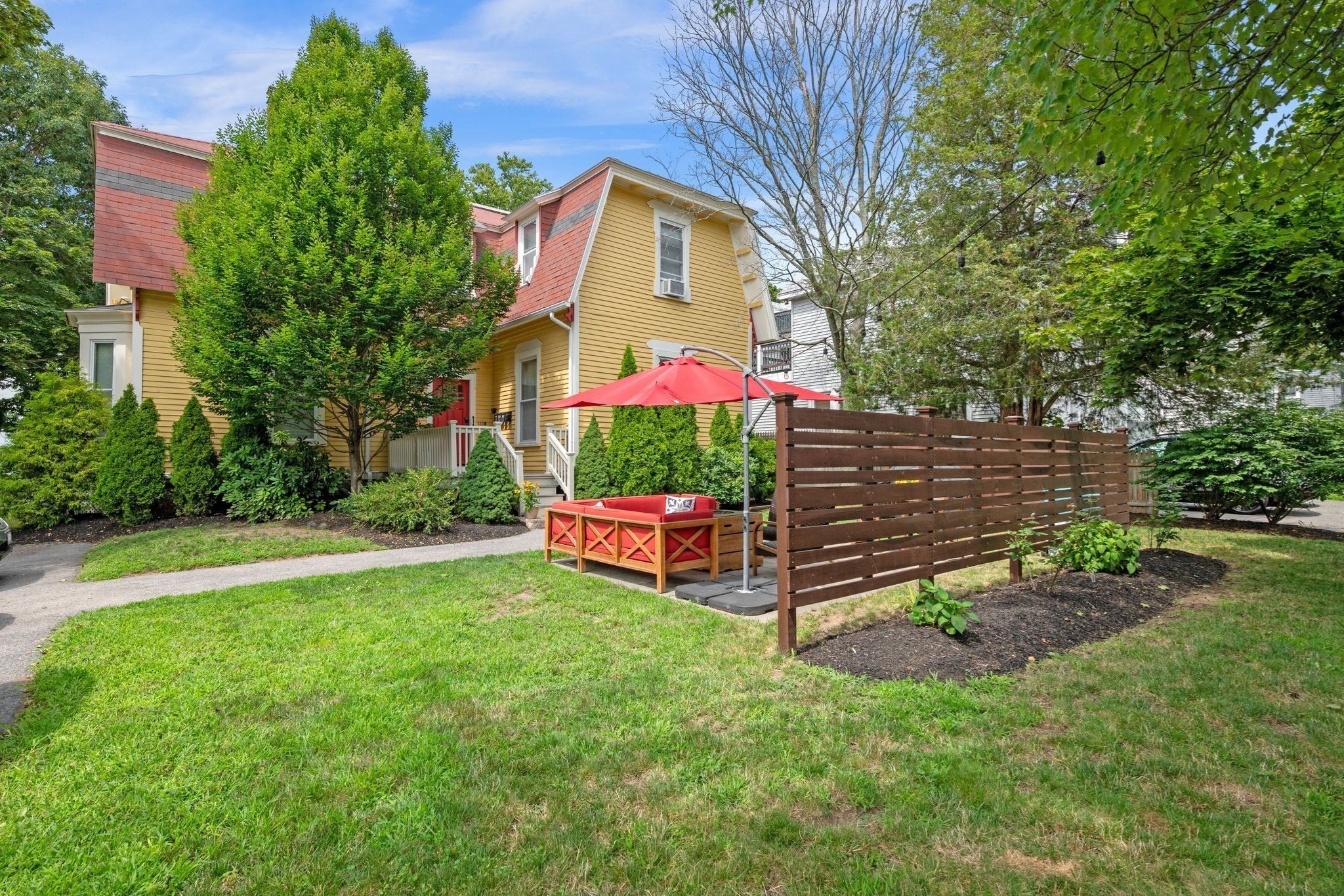12 Linden St # 4