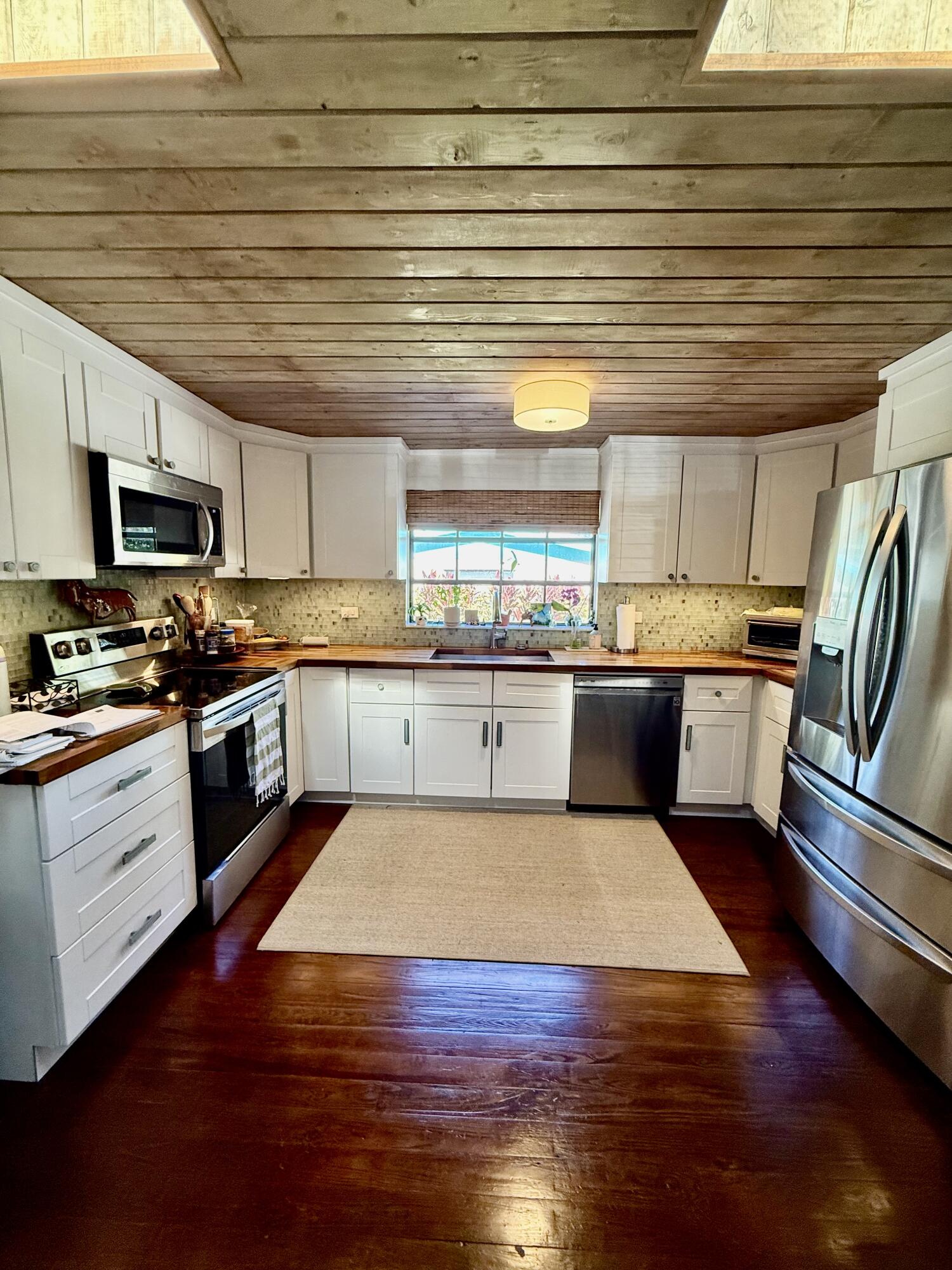 162 Jo-Jean Way