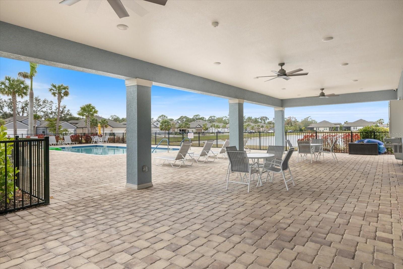 6077 AMBERLY DR