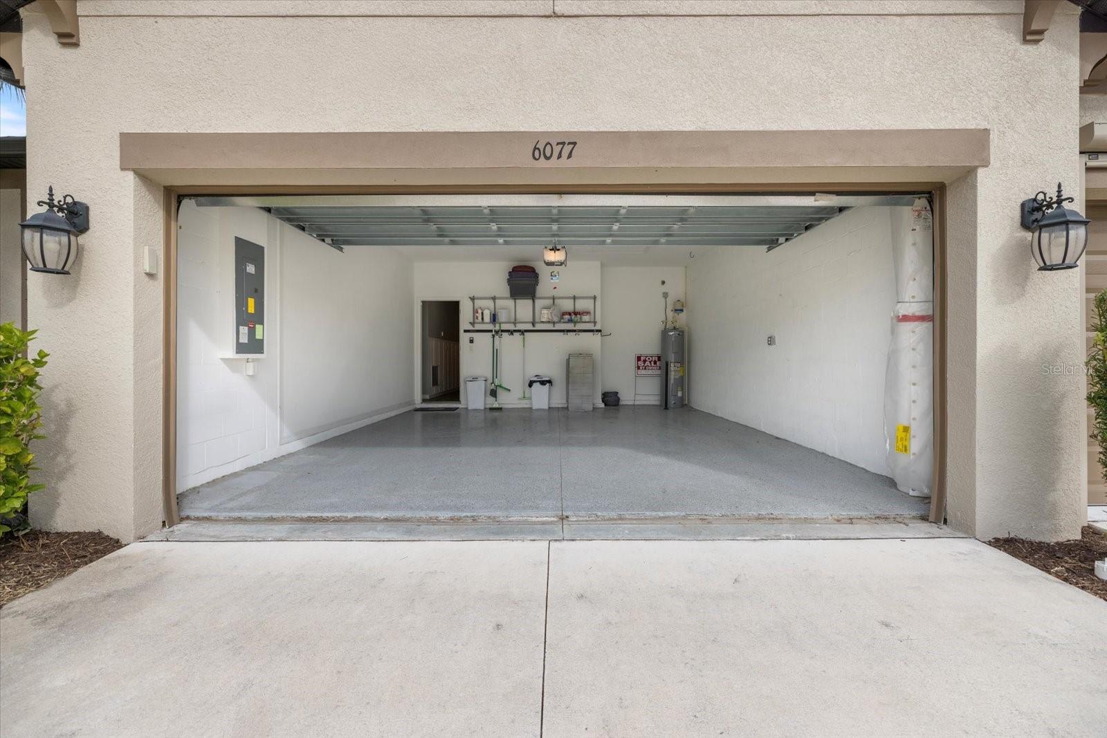 6077 AMBERLY DR