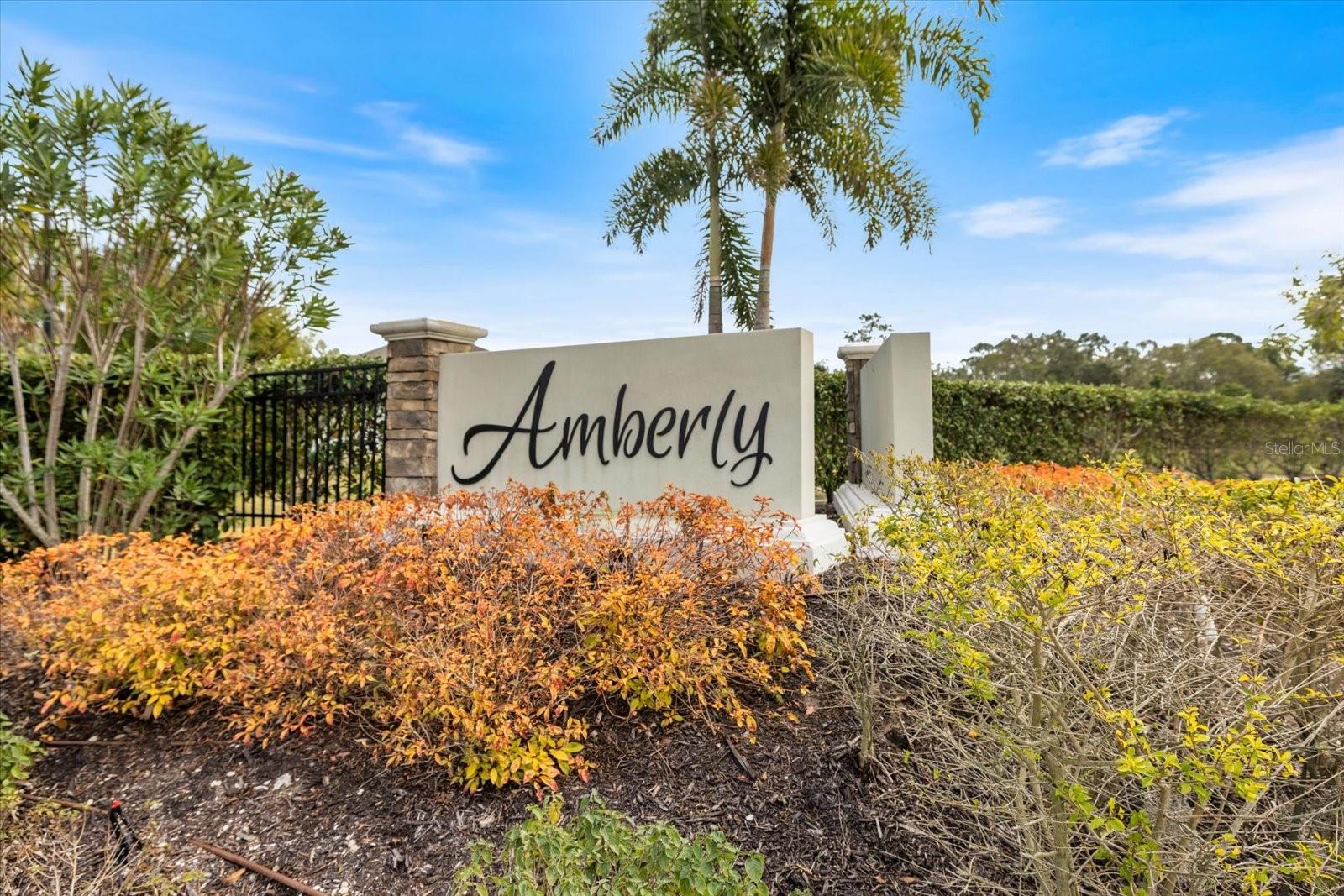 6077 AMBERLY DR