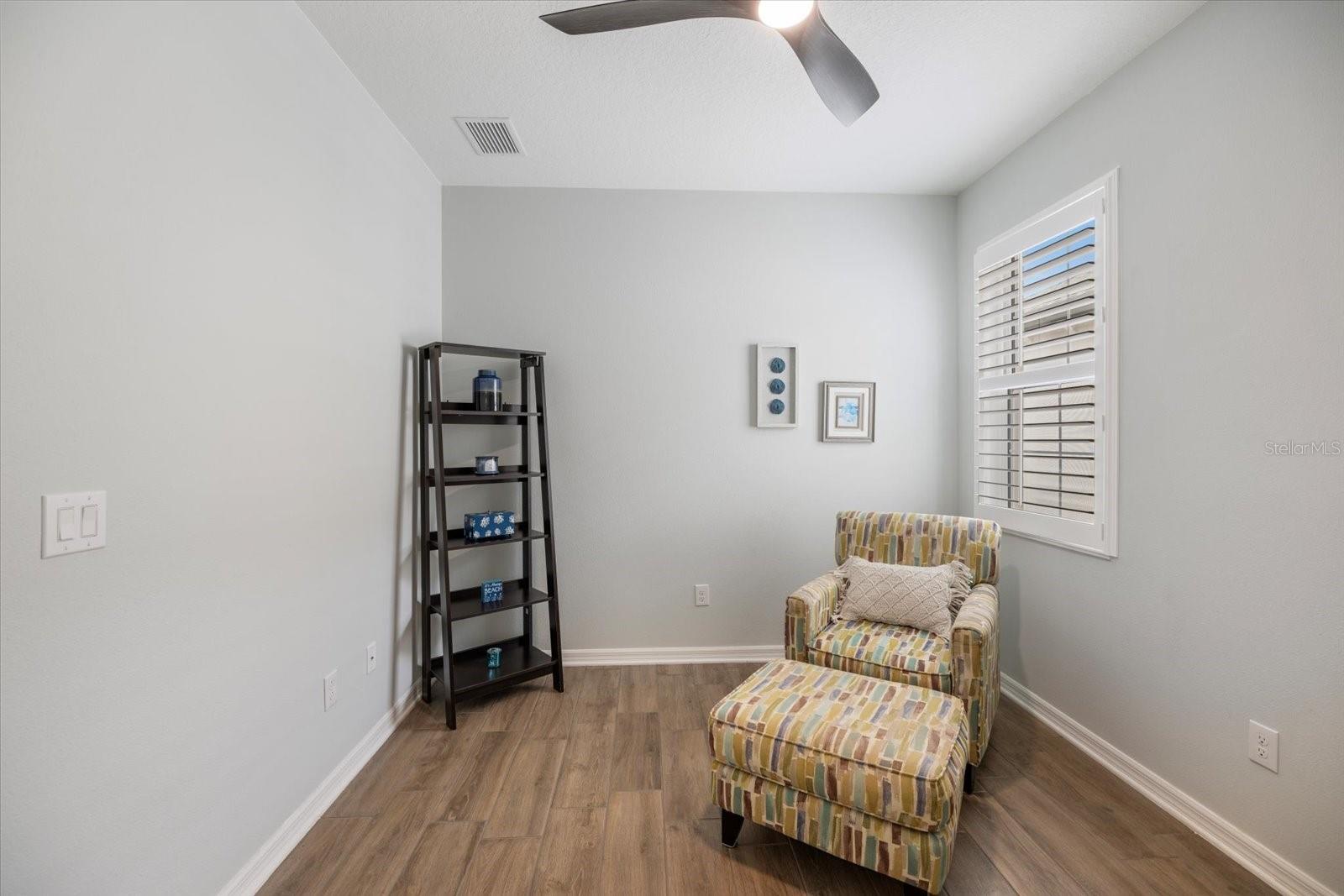 6077 AMBERLY DR