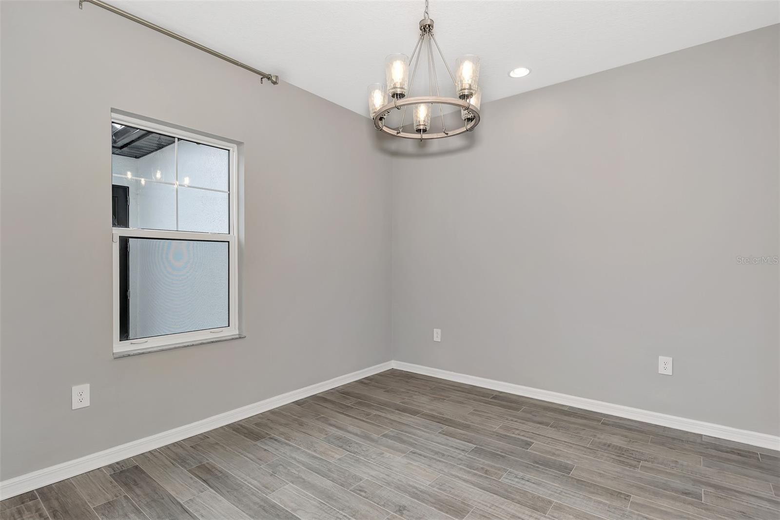 5825 MILLENNIUM SILVER CT