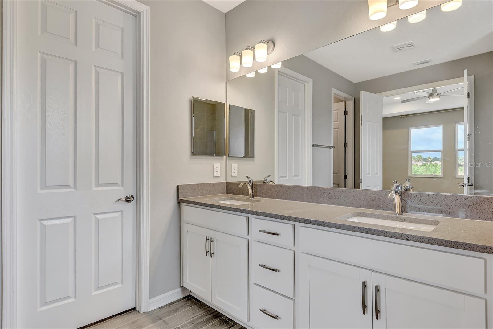 5825 MILLENNIUM SILVER CT