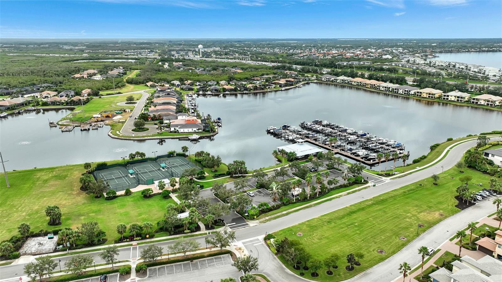 910 TIDEWATER SHORES LOOP #304