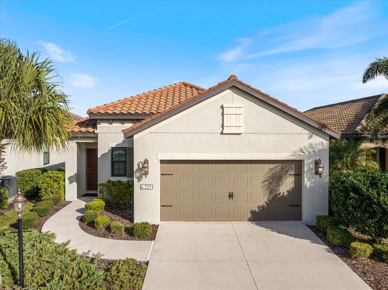 229 LIVORNO WAY