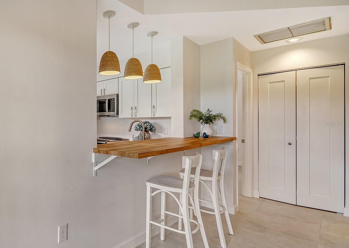 6467 CARRINGTON CIR #43