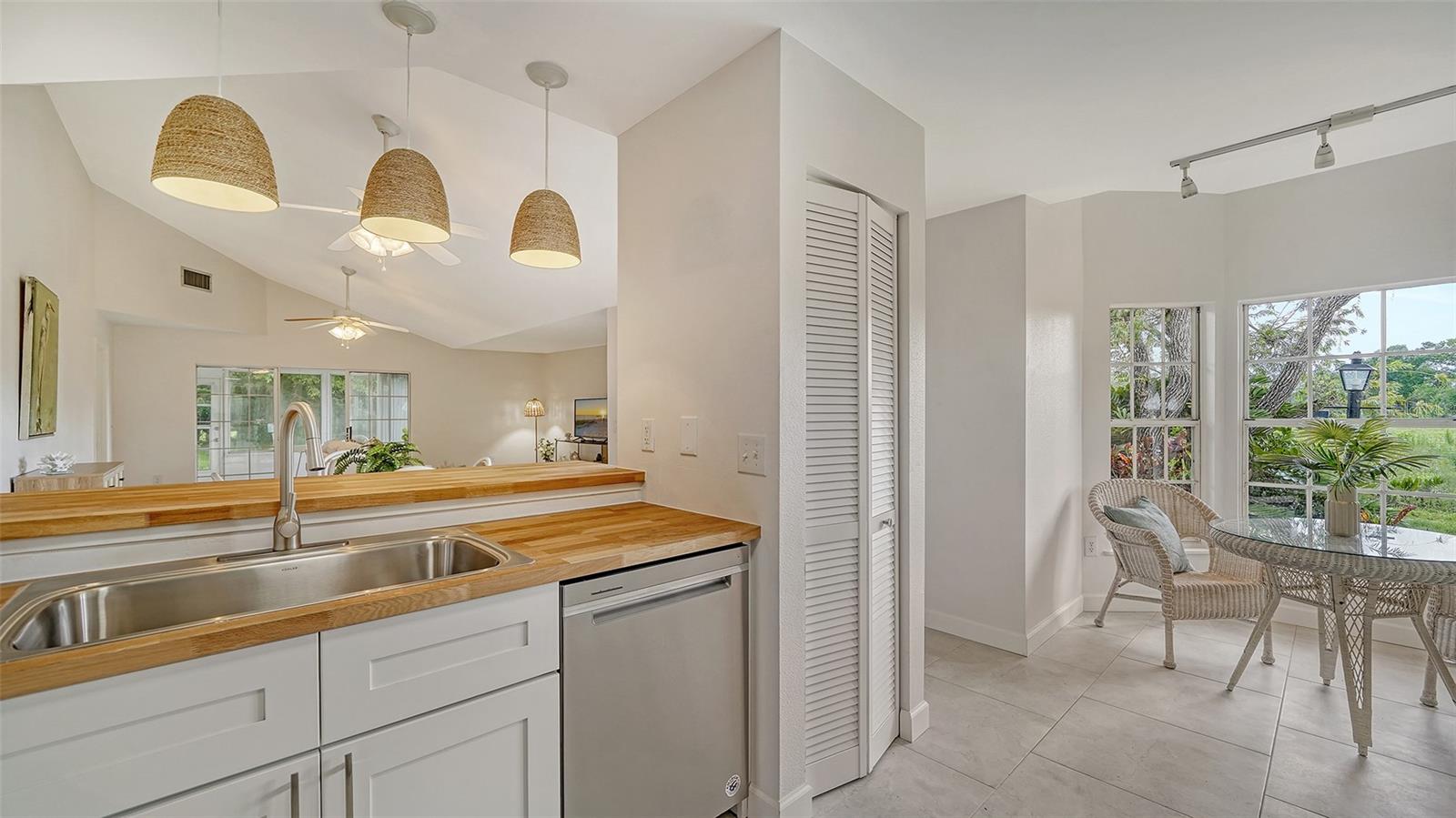 6467 CARRINGTON CIR #43