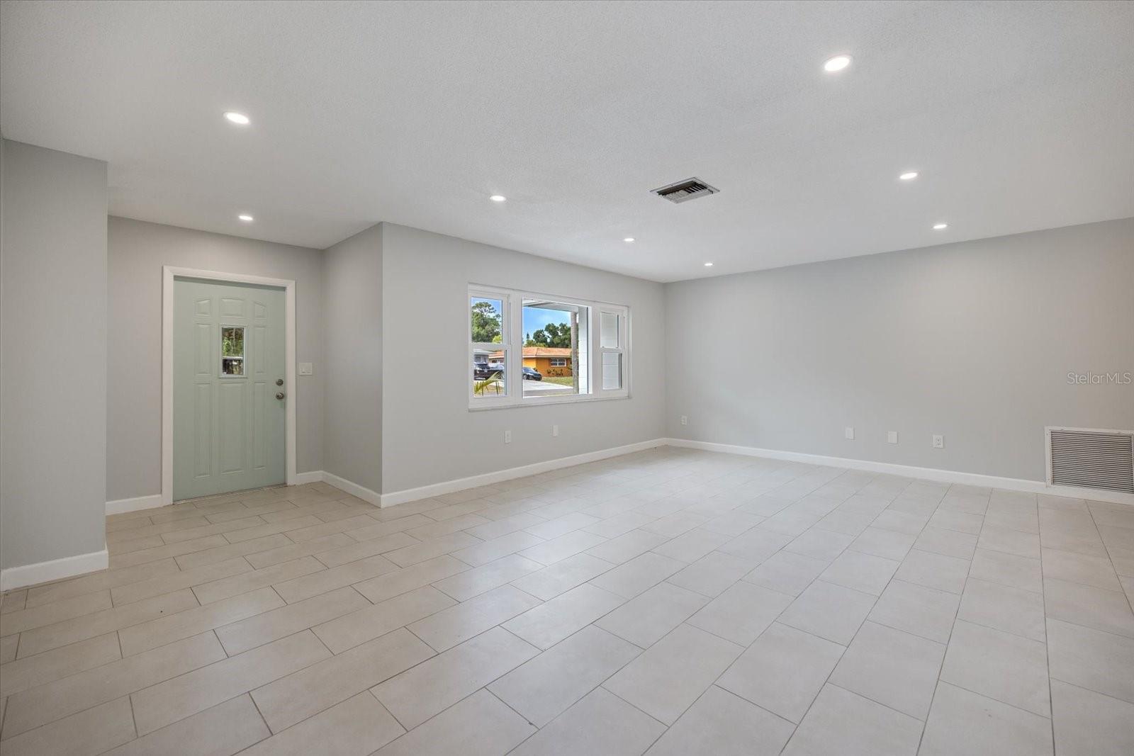 1169 CARMELLA CIR