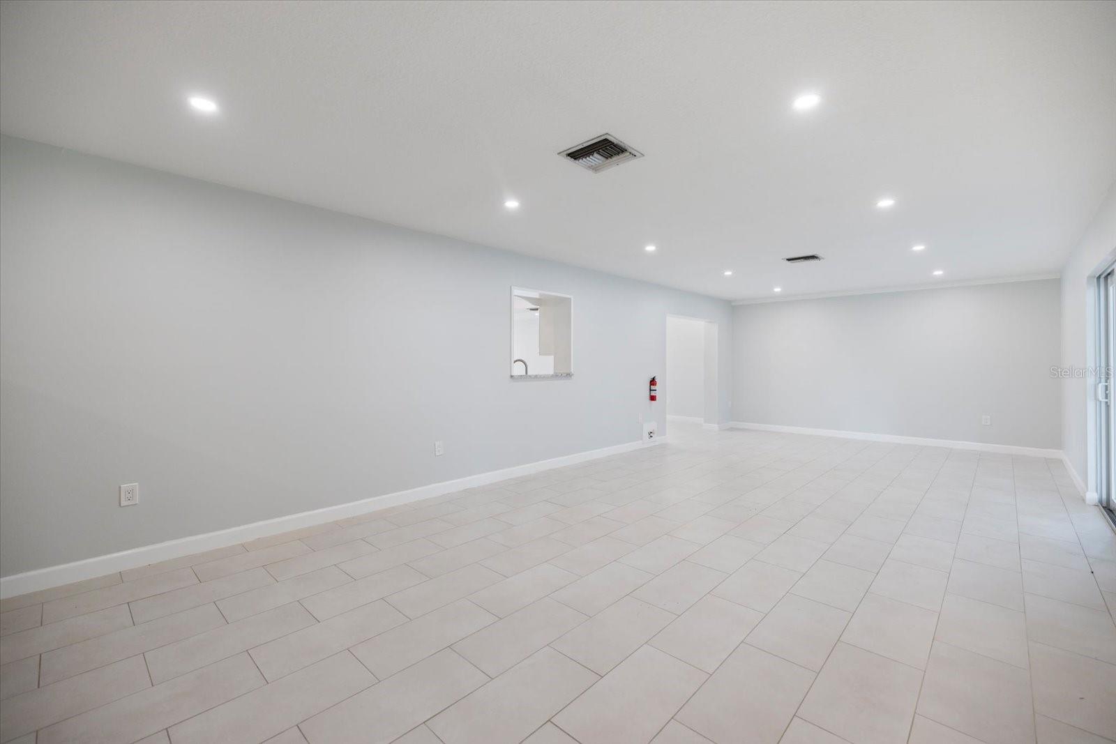 1169 CARMELLA CIR