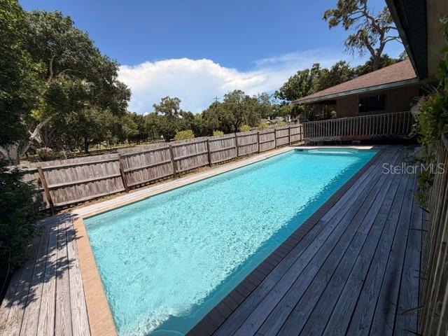 4944 MIDNIGHT LN