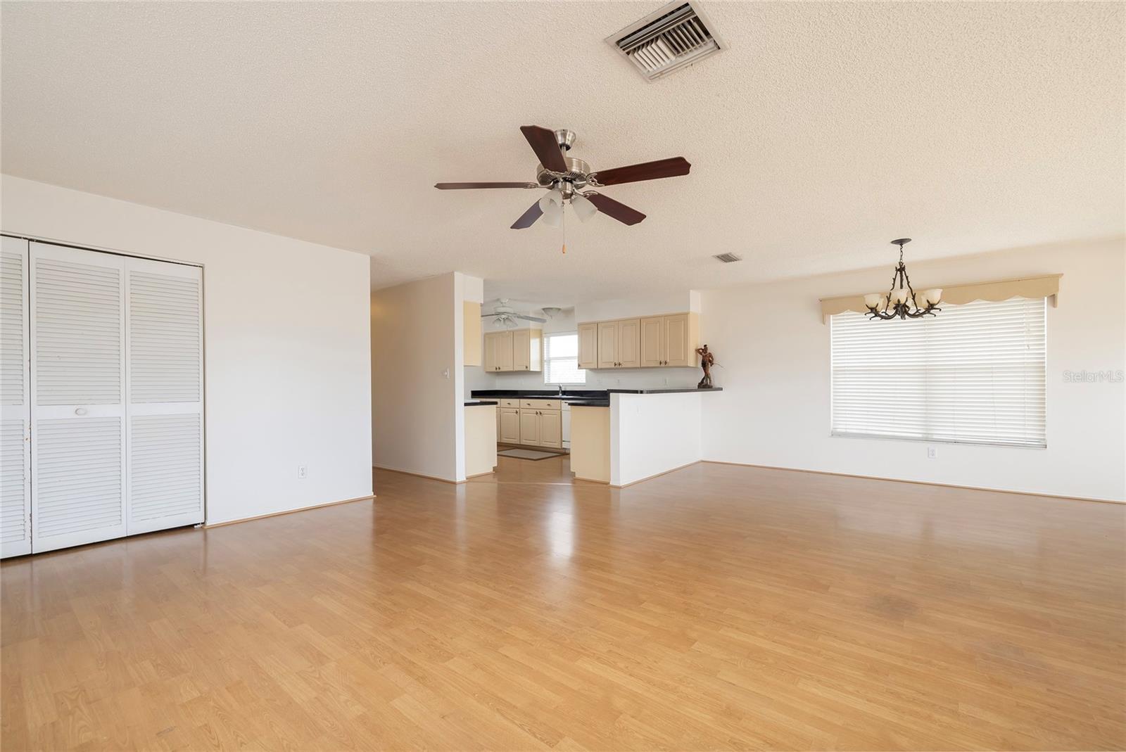 5210 WAUCHULA RD