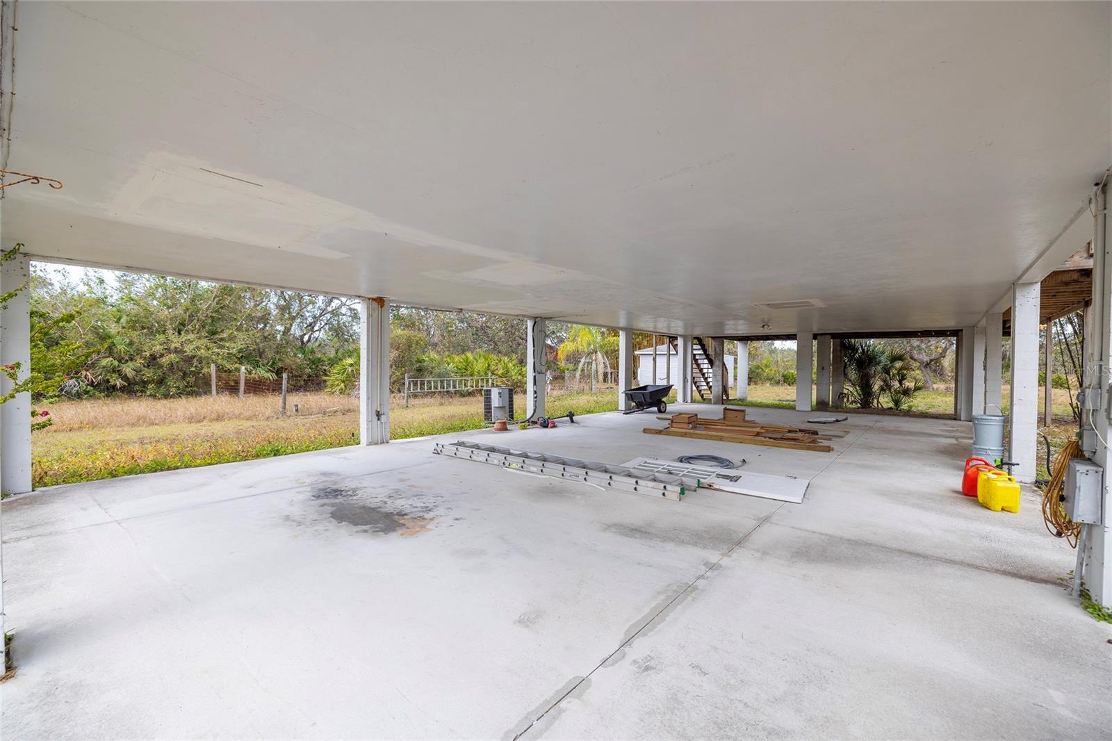 5210 WAUCHULA RD