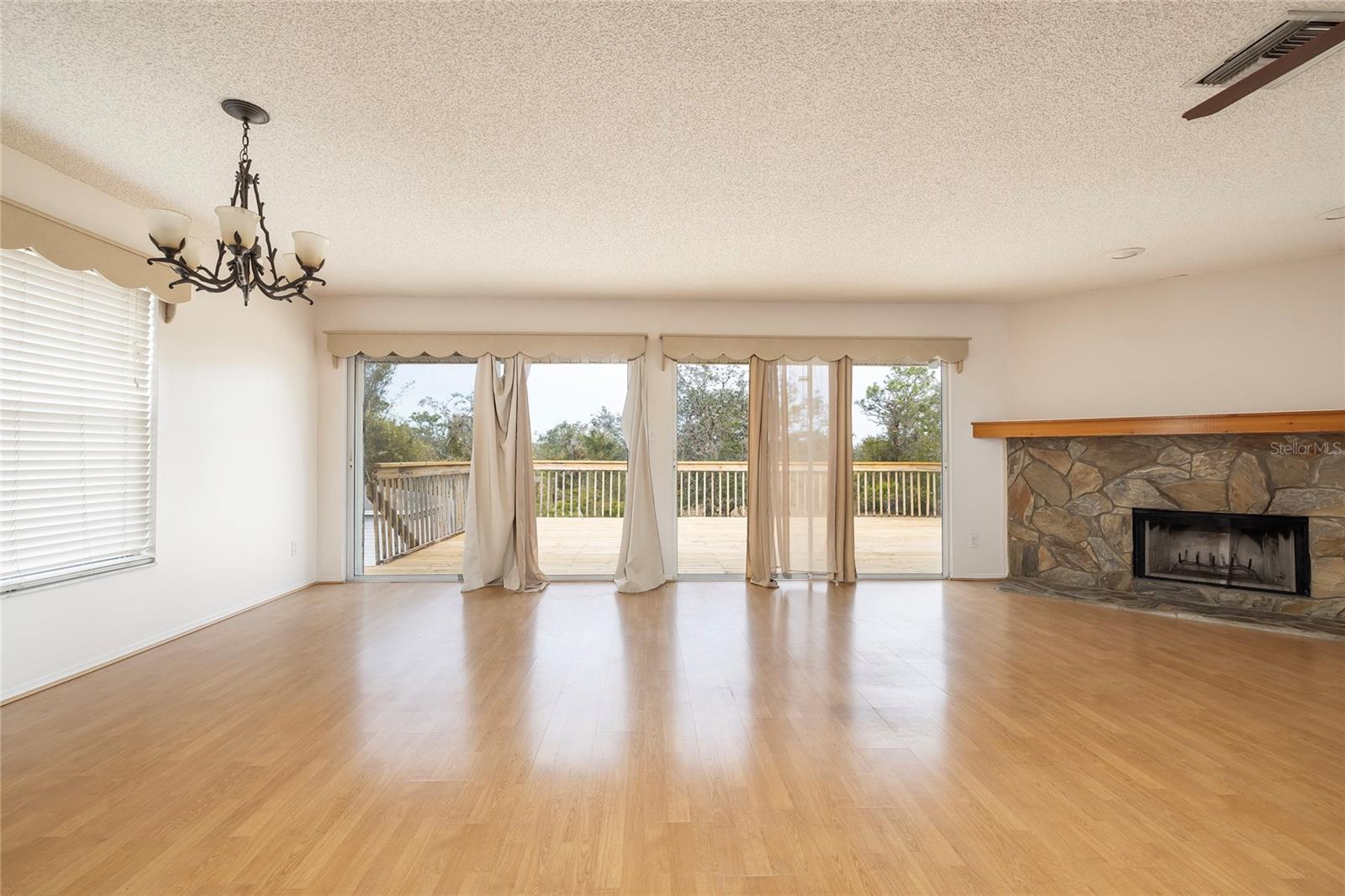 5210 WAUCHULA RD