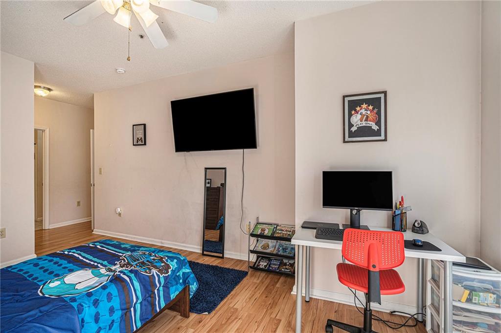 4333 DUNWOODY Park Unit 3301