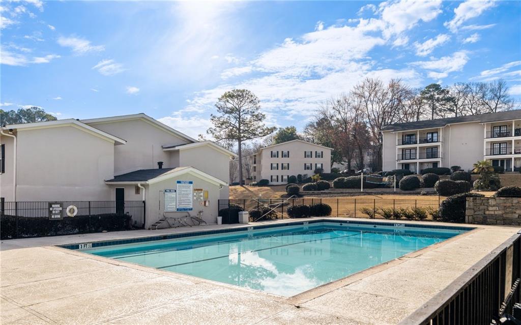 1150 Collier Road NW Unit B14