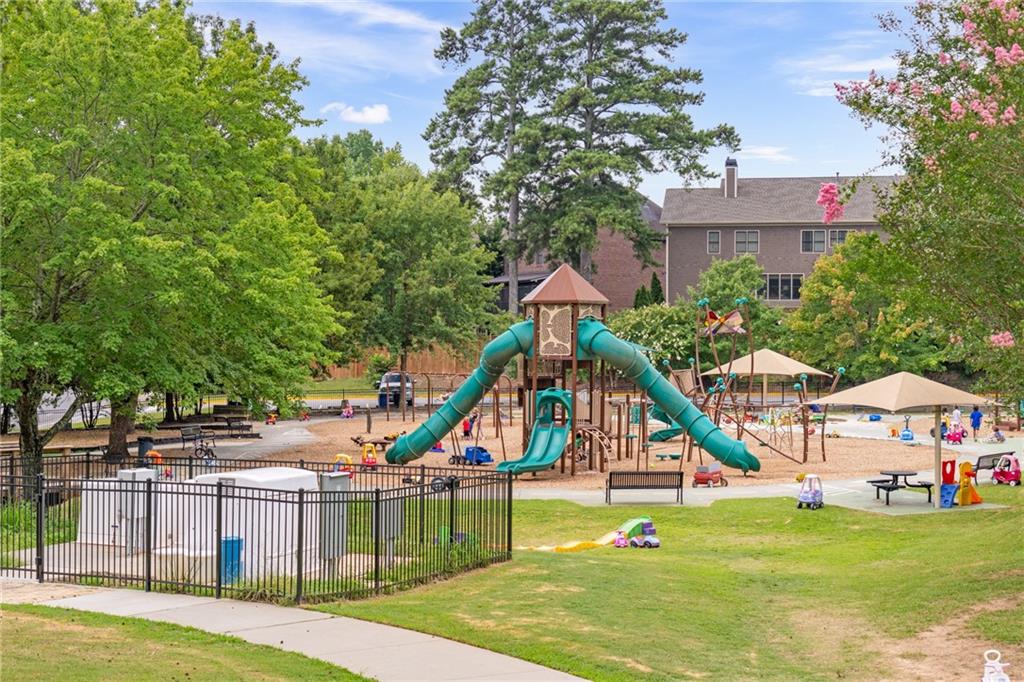 1710 Wayland Circle NE