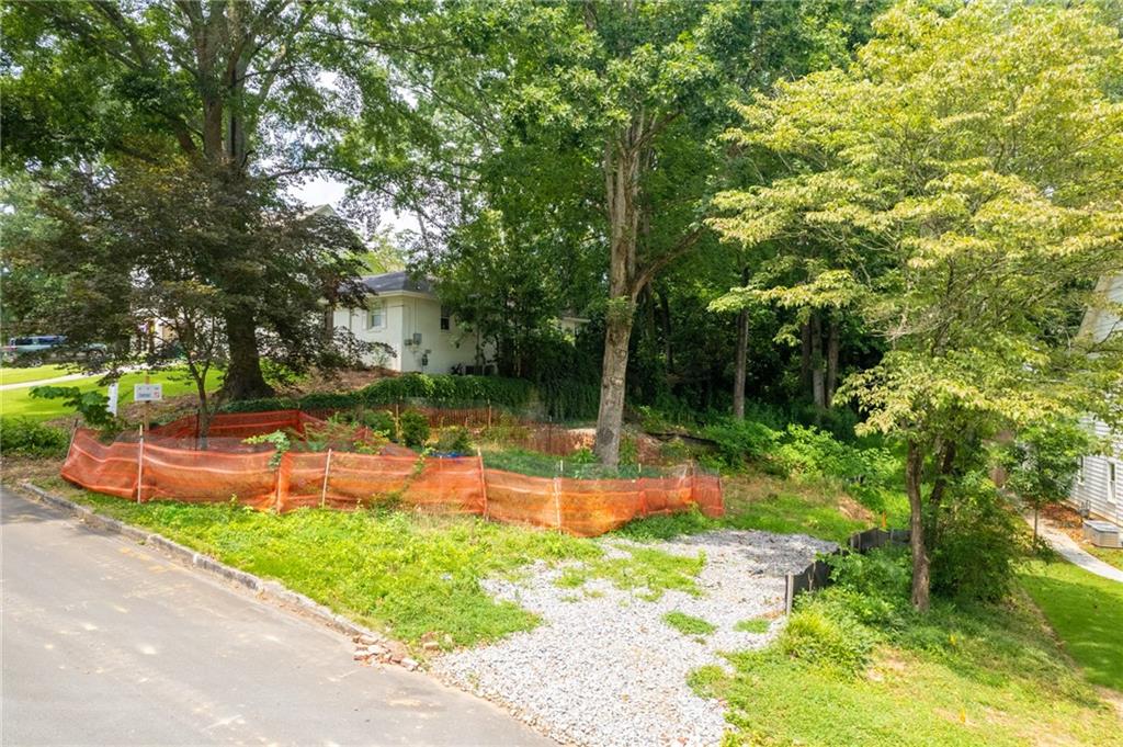 1710 Wayland Circle NE