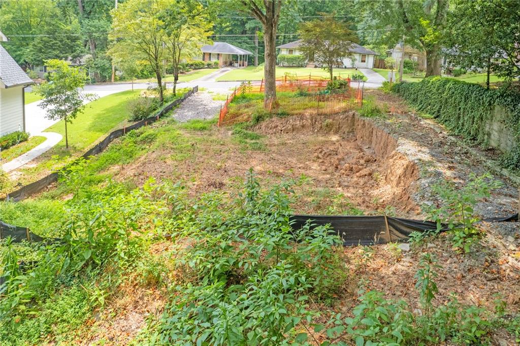 1710 Wayland Circle NE