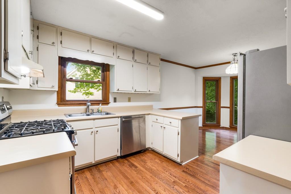 1282 Melton Drive SW