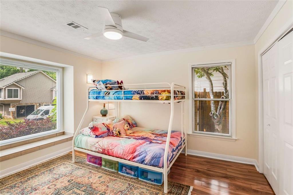 1117 CAPITAL CLUB Circle NE