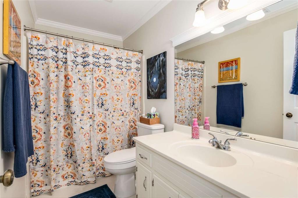 1117 CAPITAL CLUB Circle NE