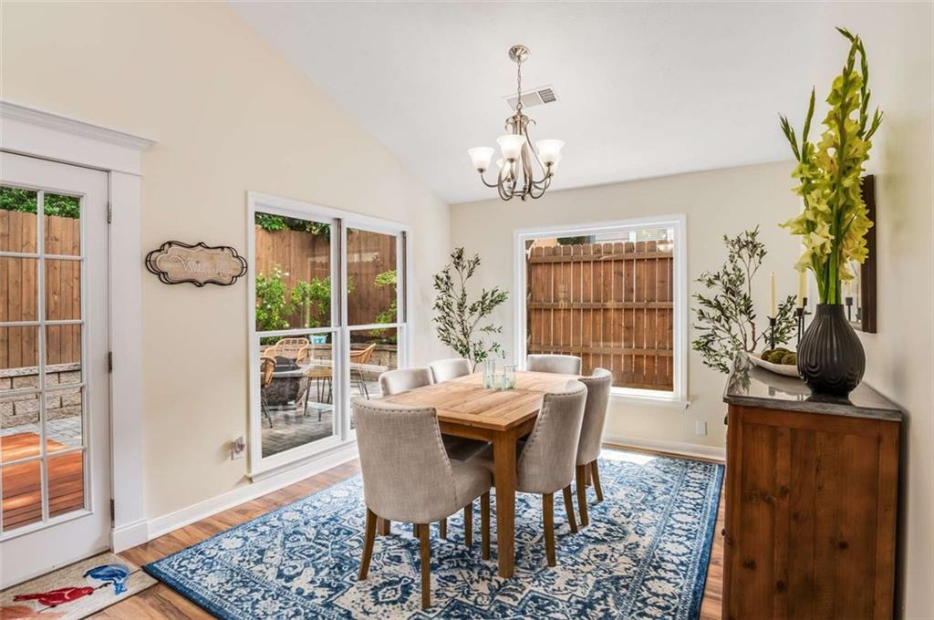 1117 CAPITAL CLUB Circle NE