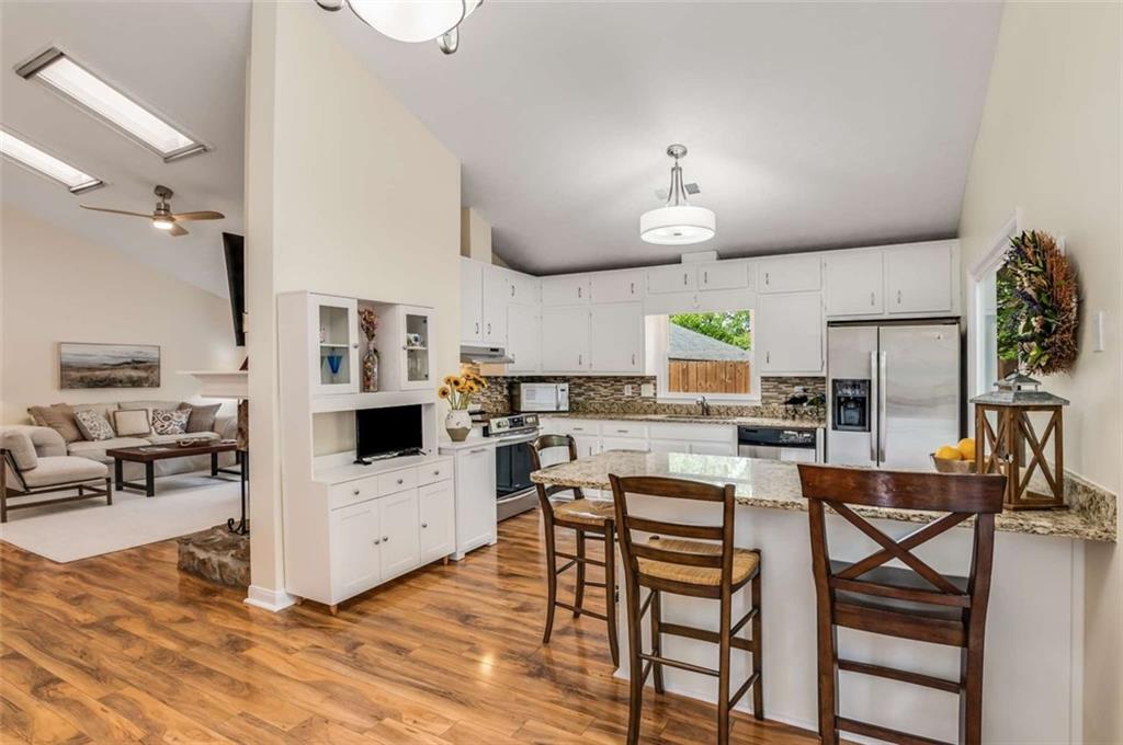 1117 CAPITAL CLUB Circle NE