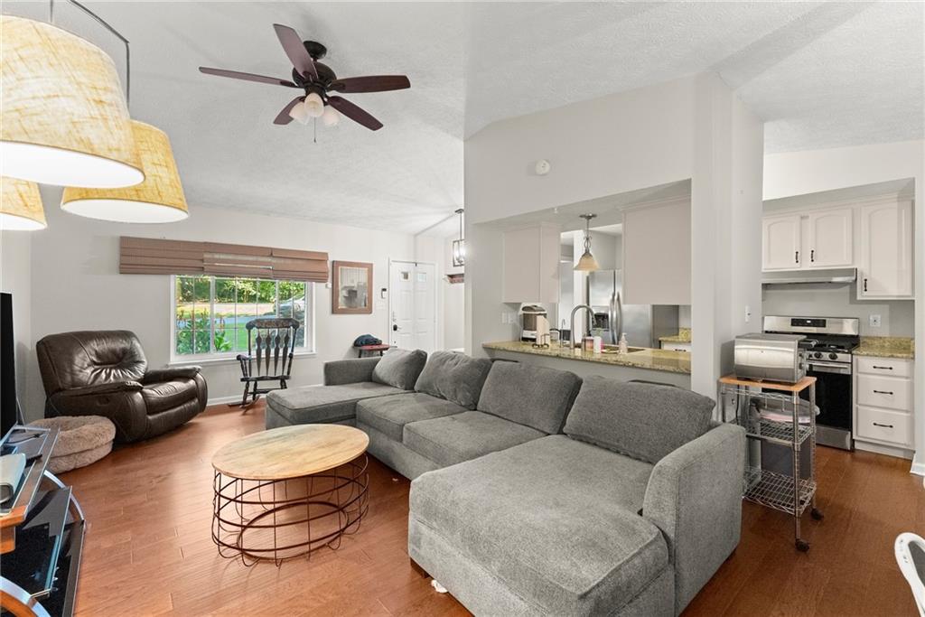 420 Hembree Forest Circle