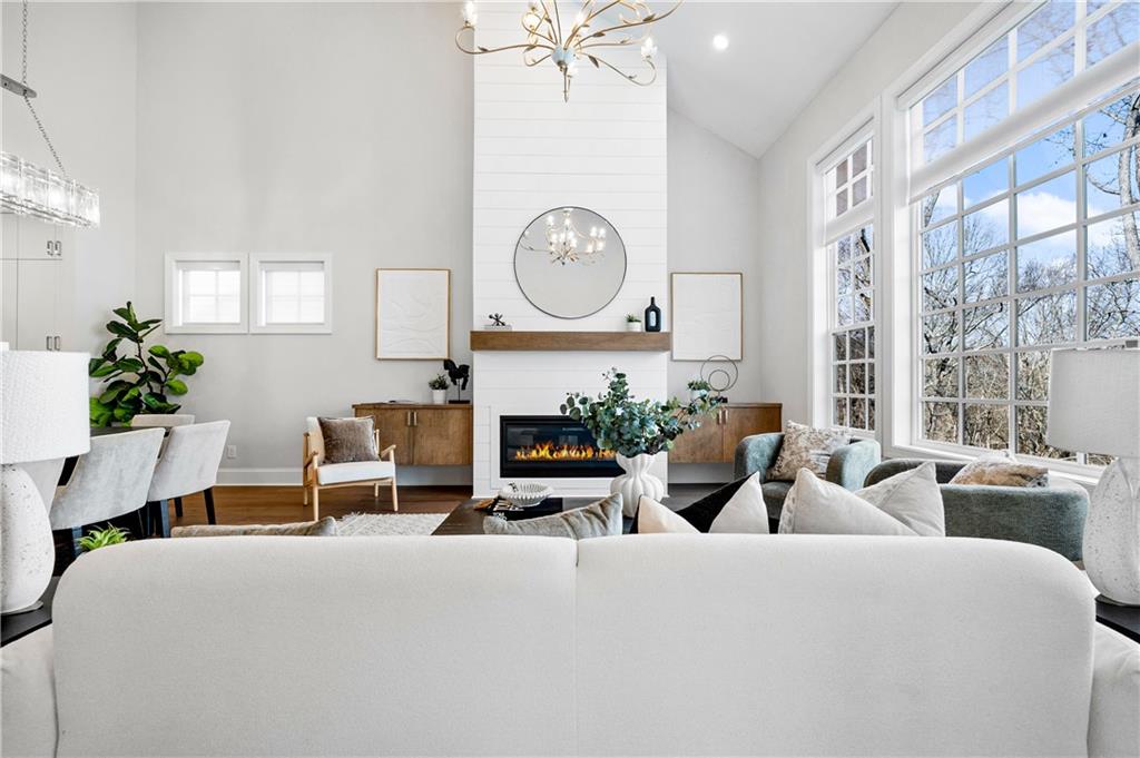 5115 Bandolino Lane