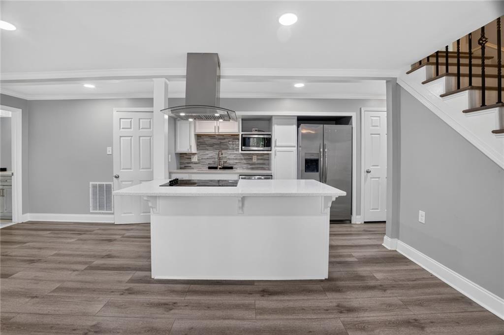 2982 Northbrook Drive