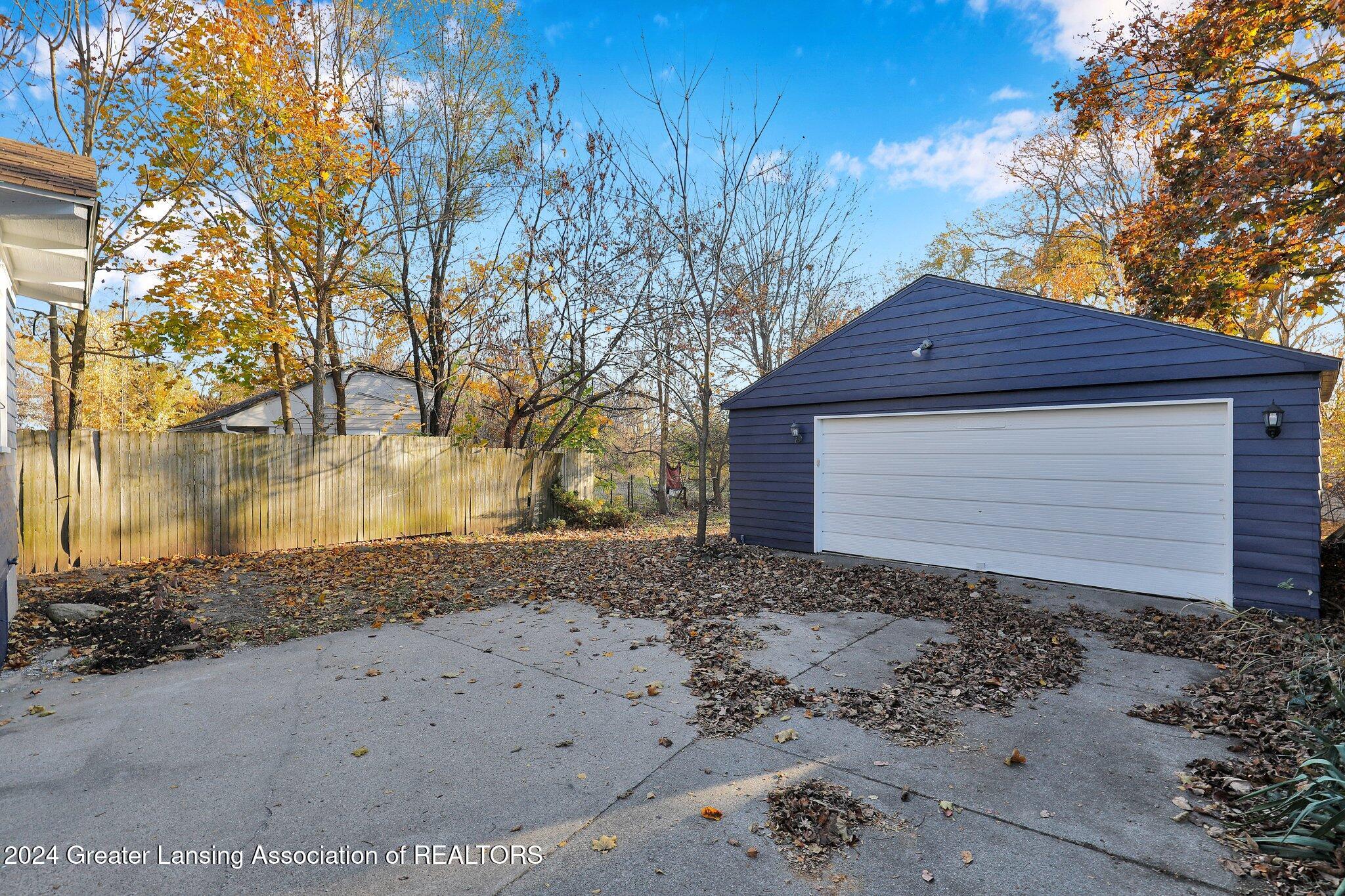 209 W North Street