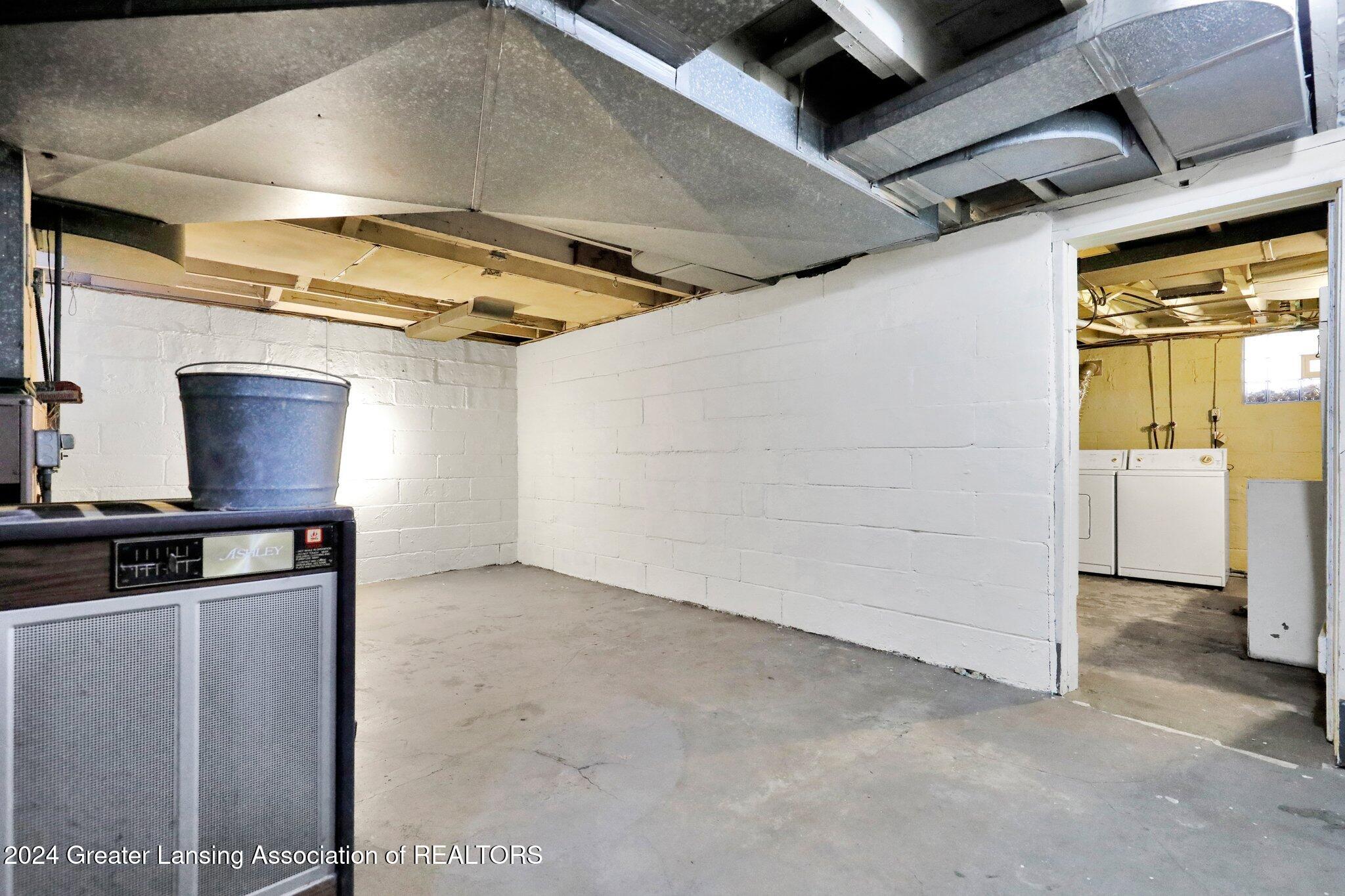 209 W North Street