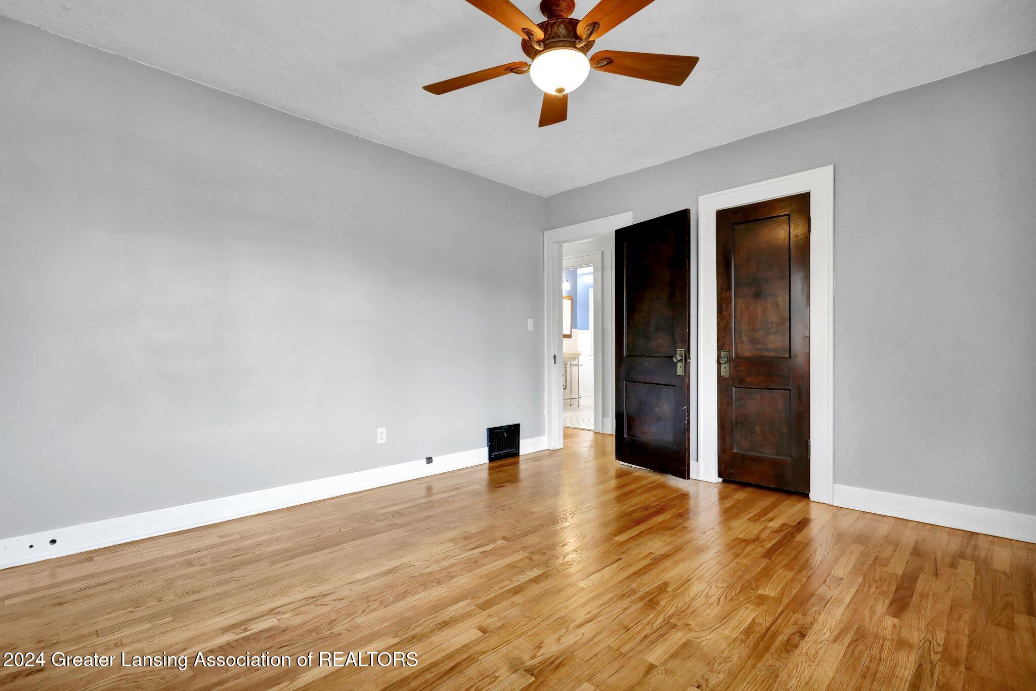 209 W North Street