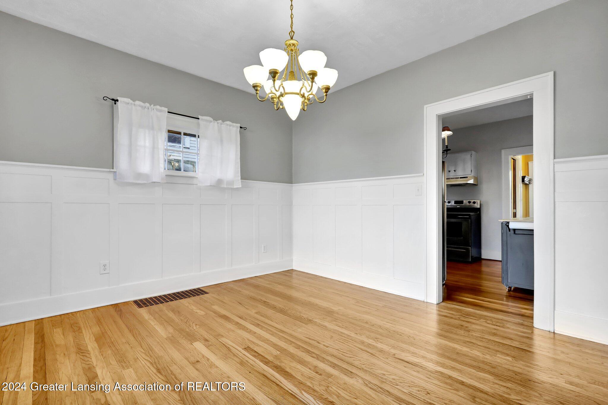 209 W North Street