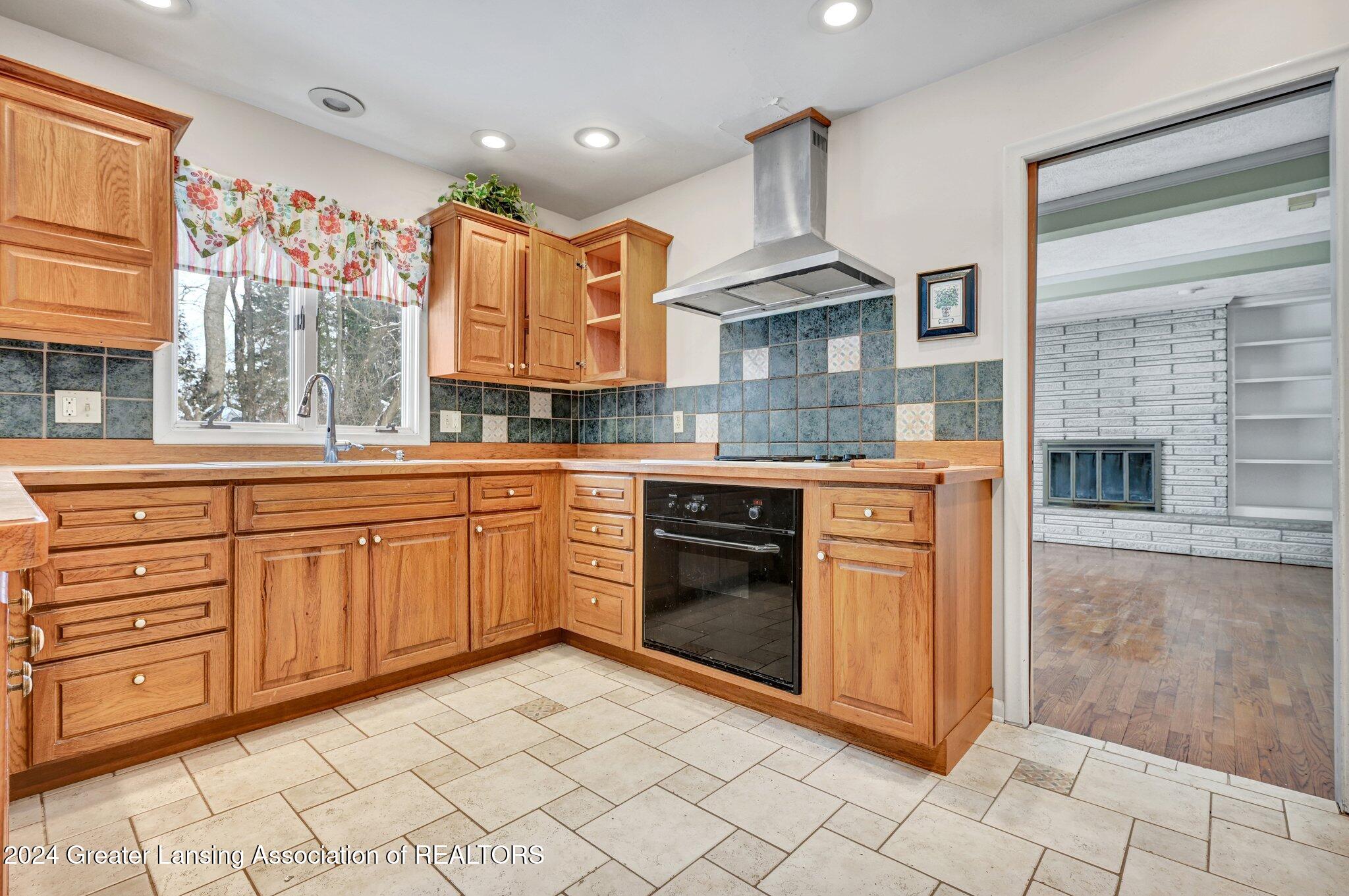 2610 Cochise Lane