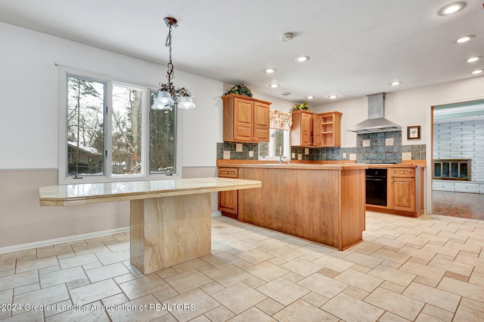 2610 Cochise Lane